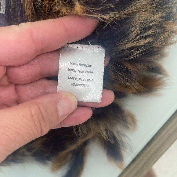 Adore Womens Vest Size Small Brown Racoon Rabbit Fur Knit Fringe Casual - Picture 8 of 8